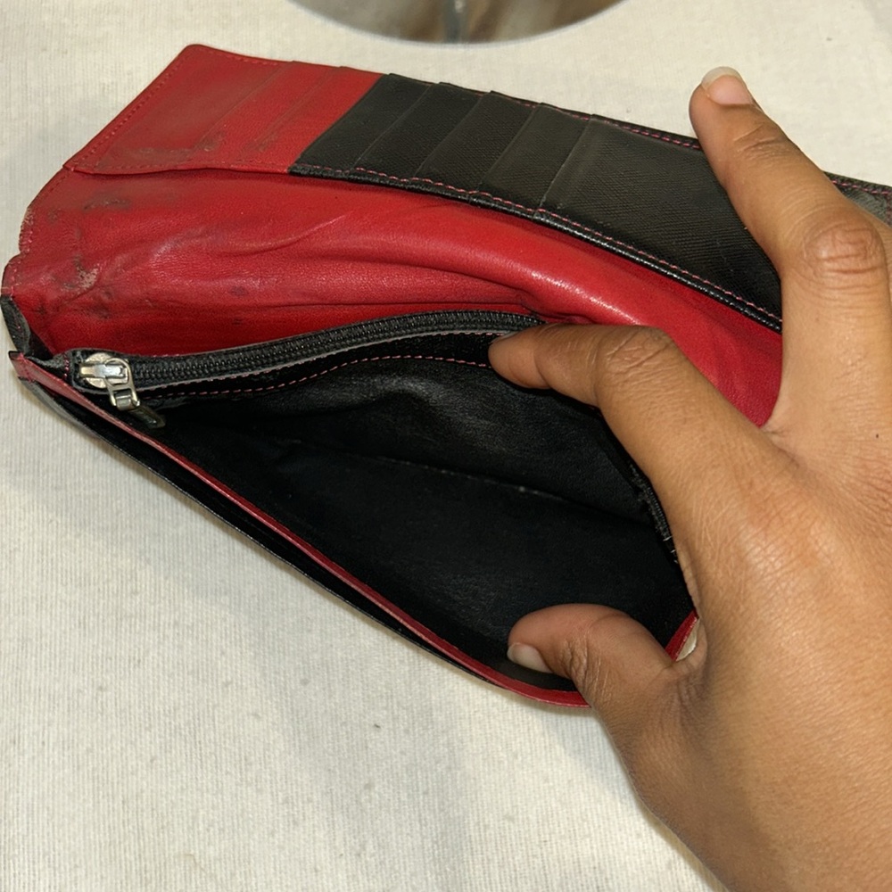 Burberry Black Leather Bifold Long Wallet - Picture 5 of 12